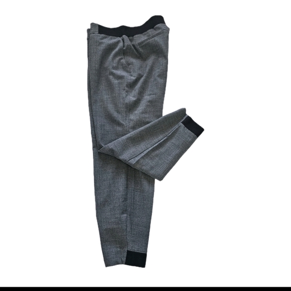 The ATHLETA Women's Gray Sz 12P Tapered  Wool Blend Casual Versatile Dress Pants - Picture 3 of 15